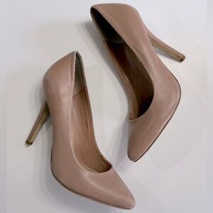 STEVE MADDEN blush natural colored heels